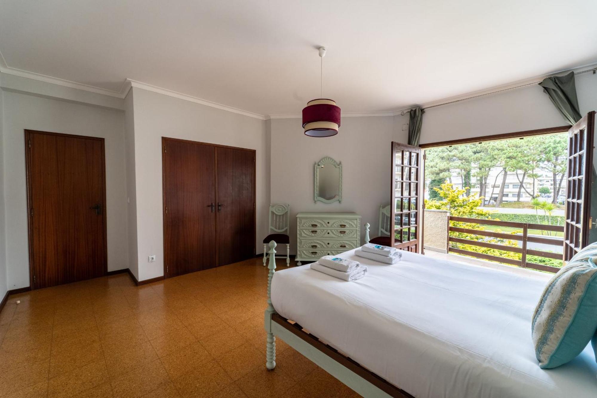 Amorosa Villa, 500M From The Beach By House And People Bagian luar foto