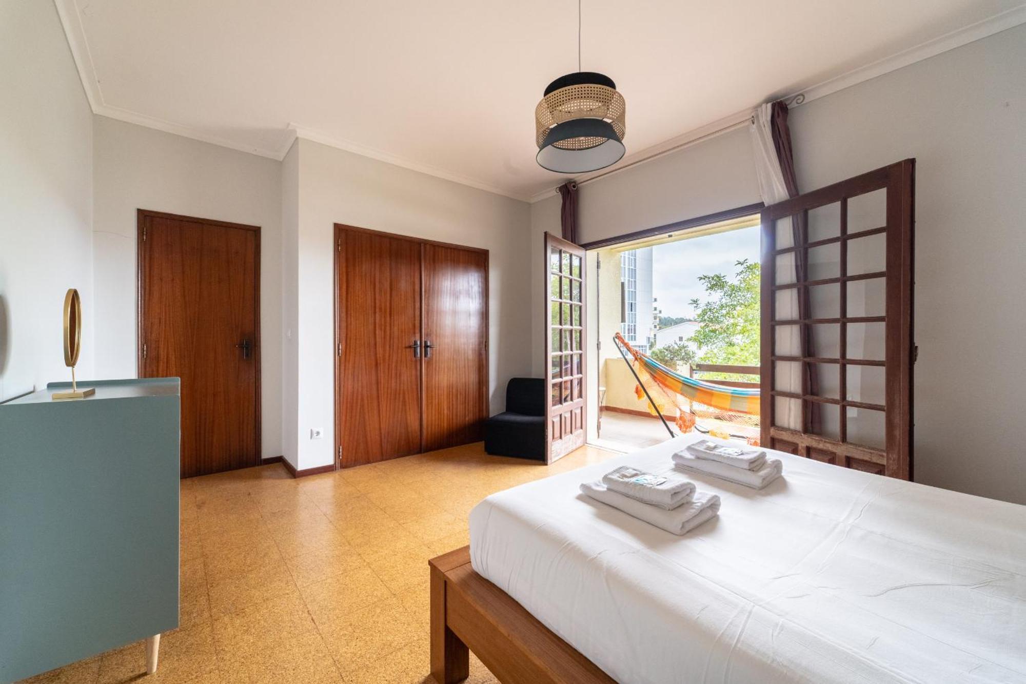 Amorosa Villa, 500M From The Beach By House And People Bagian luar foto