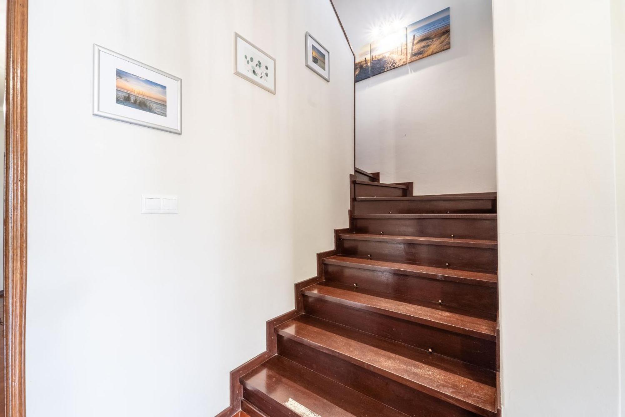 Amorosa Villa, 500M From The Beach By House And People Bagian luar foto