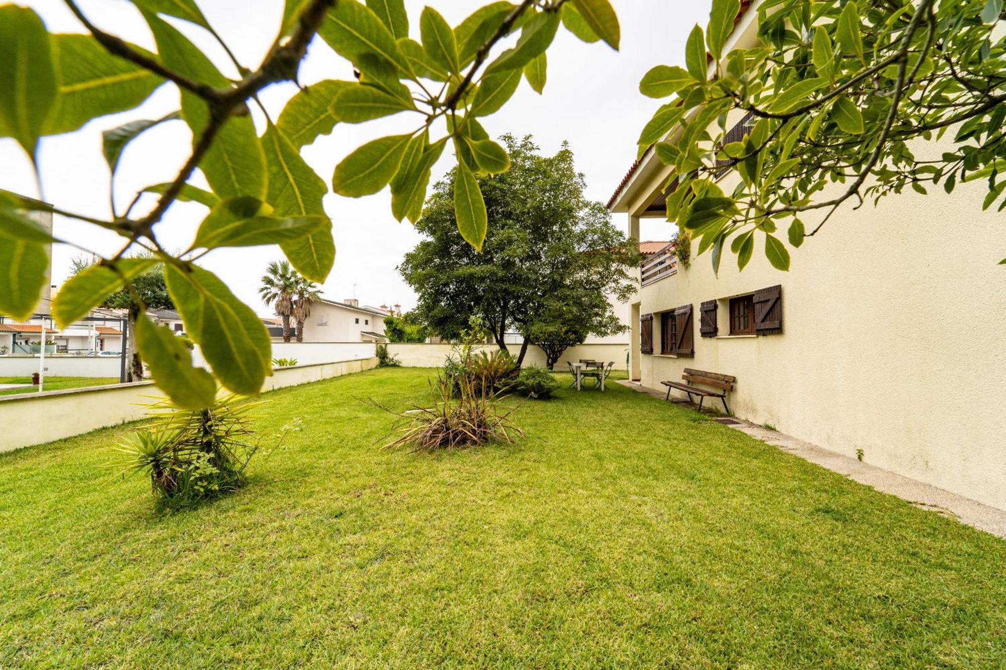 Amorosa Villa, 500M From The Beach By House And People Bagian luar foto
